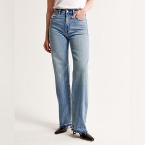 Abercrombie High Rise 90s Relaxed Jean